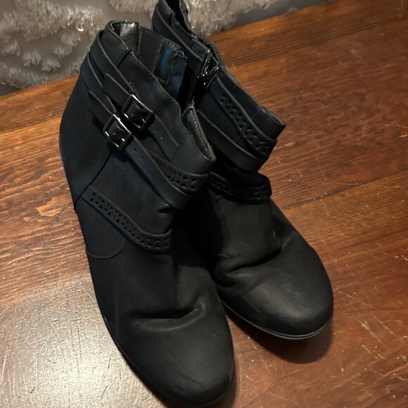 Ankle Boots - Picture 4 of 4